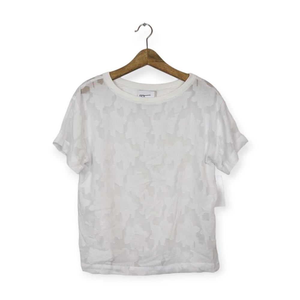 NWT Nordstrom Rack White Floral Burnout Jacquard Short Sleeve Tee